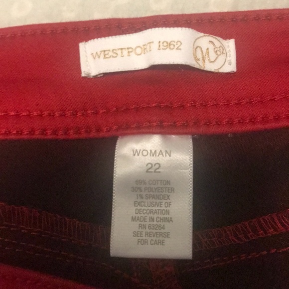 Women’s Plus Westport 1962 Red Capris (Sz 22) - Picture 2 of 4